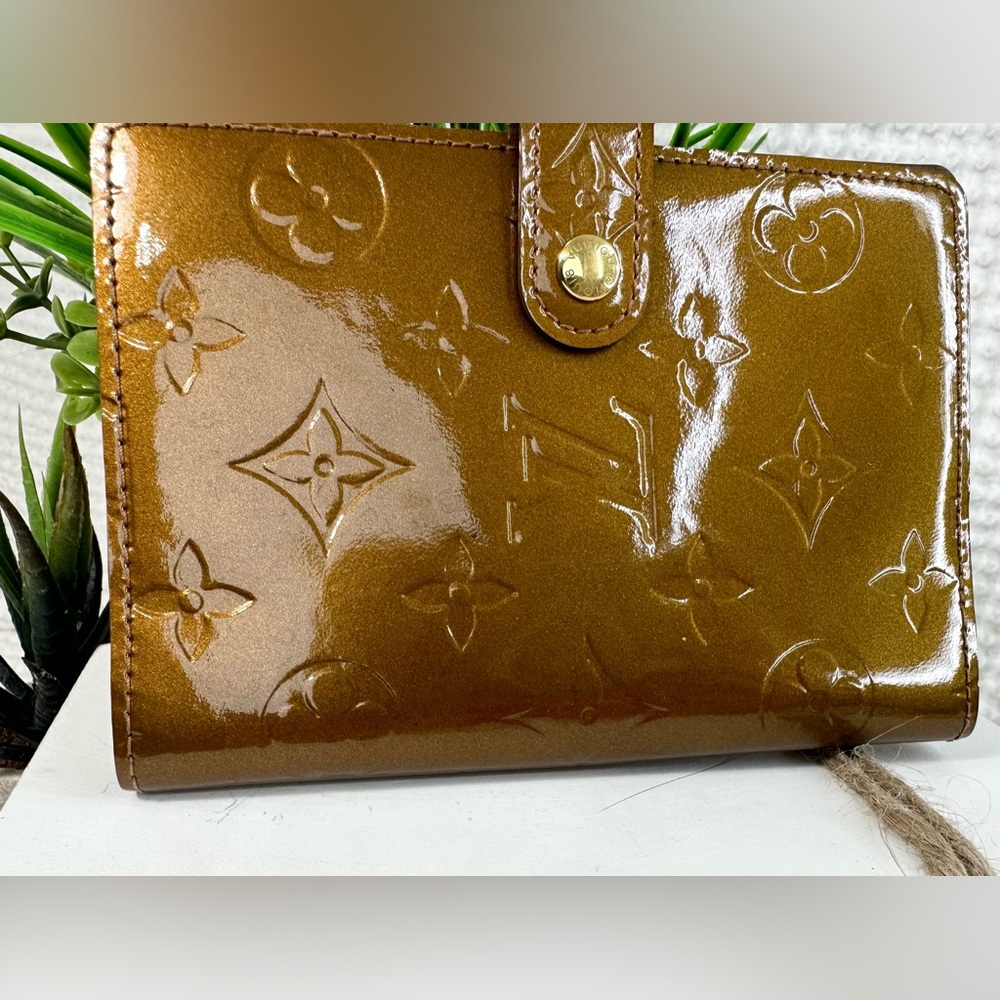Louis Vuitton Gold Monogram Notebook - Picture 5 of 14